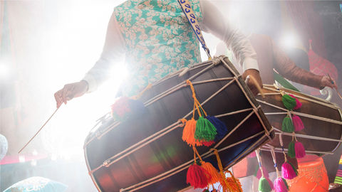 Top 7 Places You Must Check Out For Some Cool Navratri Celebrations In Delhi And Mumbai