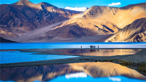 Get Ready To Travel By Train From Delhi To Ladakh with the World's Highest Train Route