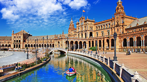 Locals In Seville, Take Note On How To Explore Your City Like A Tourist