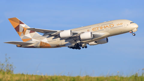 Etihad Airways: First Major Airline To Fly Plastic-Free