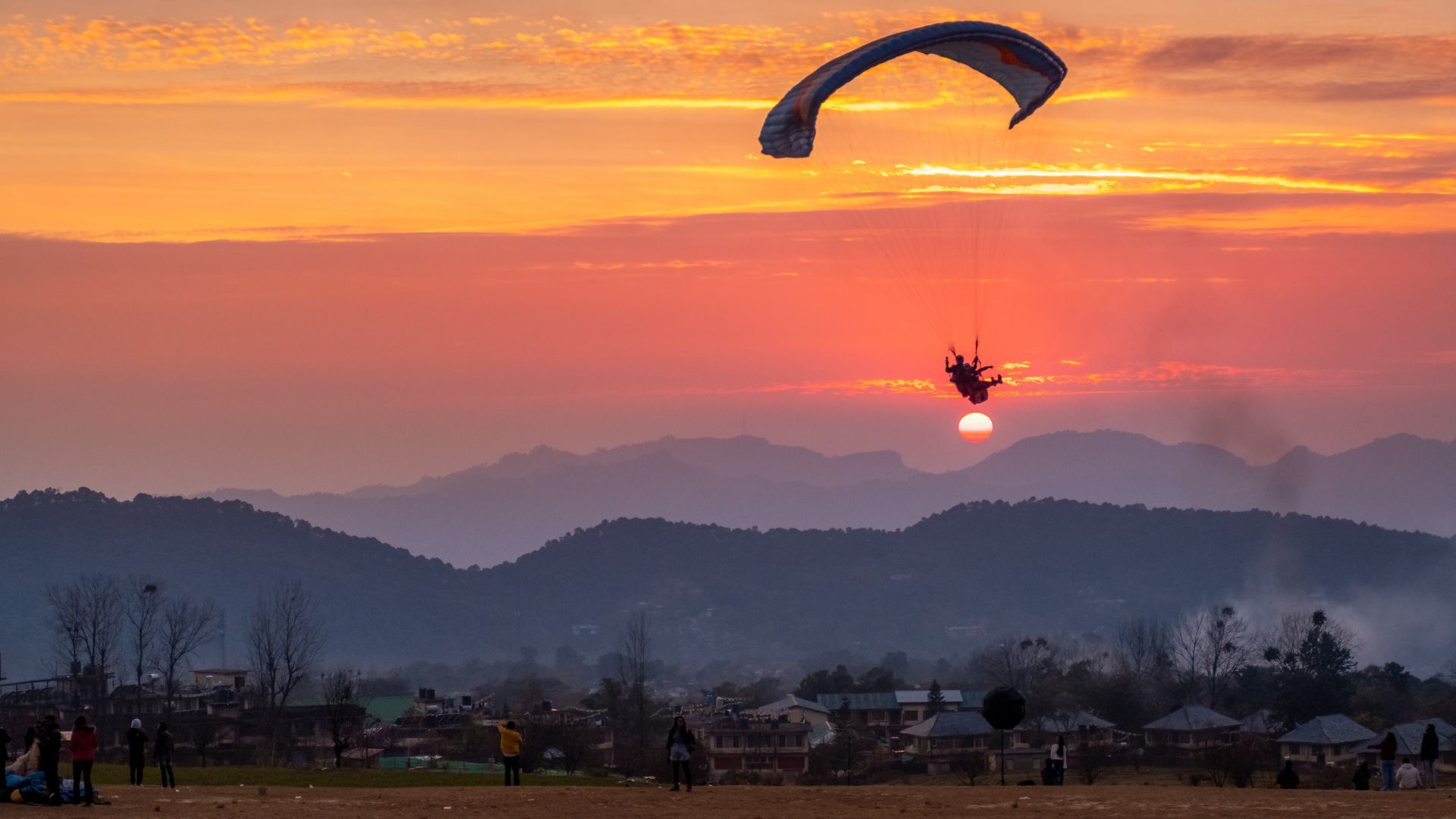 Paragliding Over Bir-Billing To See Jibhi's Beauty, Himachal's Hidden Gem