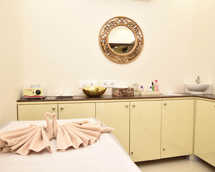 The Mani Pedi Spa In Gurugram