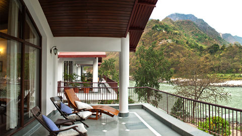 Here's Why We Want To Keep Going Back To The Glasshouse On The Ganges By Neemrana Hotels!
