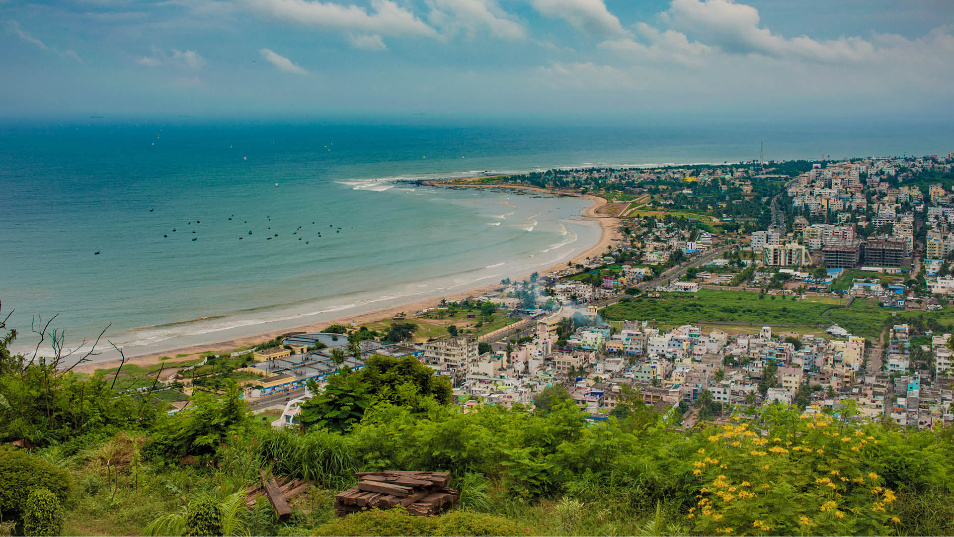 Vizag beach hi-res stock photography and images - Alamy