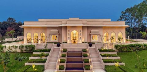 Experience The Alchemy Of Healing At The Oberoi Sukhvilas Spa Resort