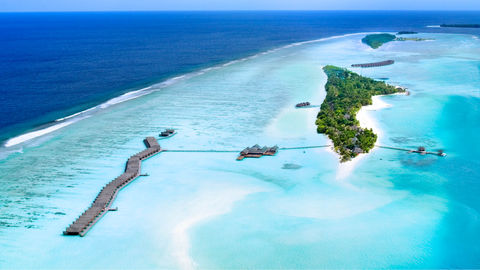 Experience Maldives To The Fullest With LUX* South Ari Atoll