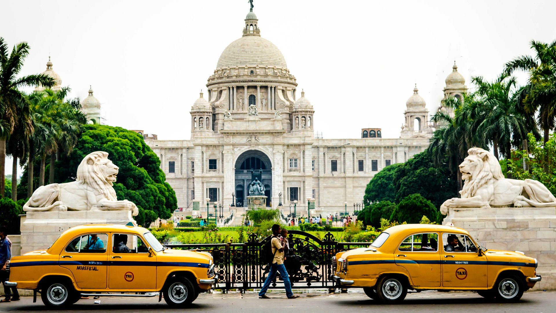 Make The Most Of Your Visit To Kolkata With Our City Guide!