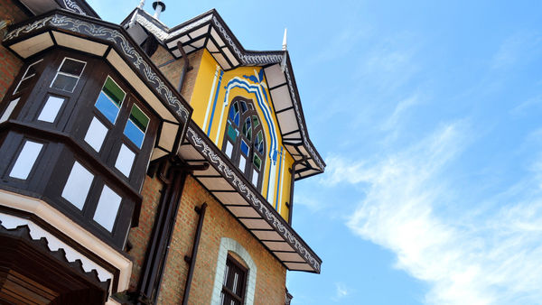 Experience A Time Warp In Himachal Pradesh’s Pragpur And Its Twin Garli