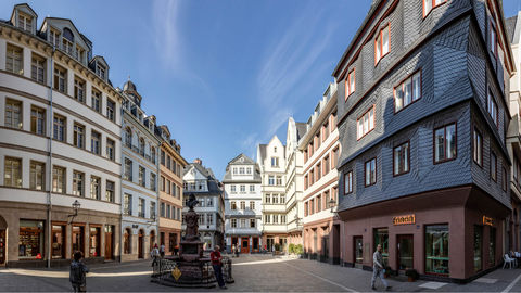 This App Will Take You Back In Time To Frankfurt's New Old Town