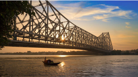 Travel To The Heart Of Kolkata With These Bollywood Movies