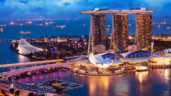 Travel to Singapore  Experience Marina Bay Sands
