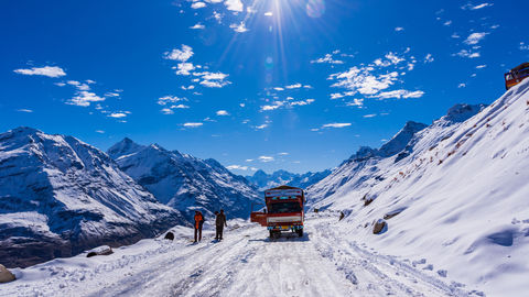 If You're Looking To #RediscoverParadise On Your Next Road Trip From Delhi To Manali, Head Here!