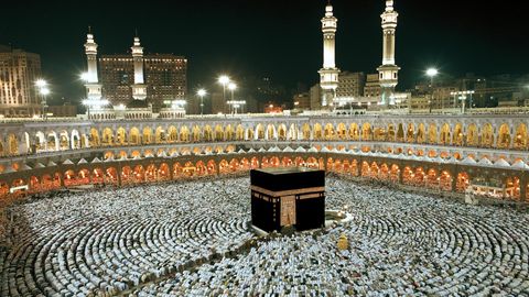 Mecca Reopens To Allow Limited Umrah Pilgrimage As Saudi Arabia Eases Restrictions