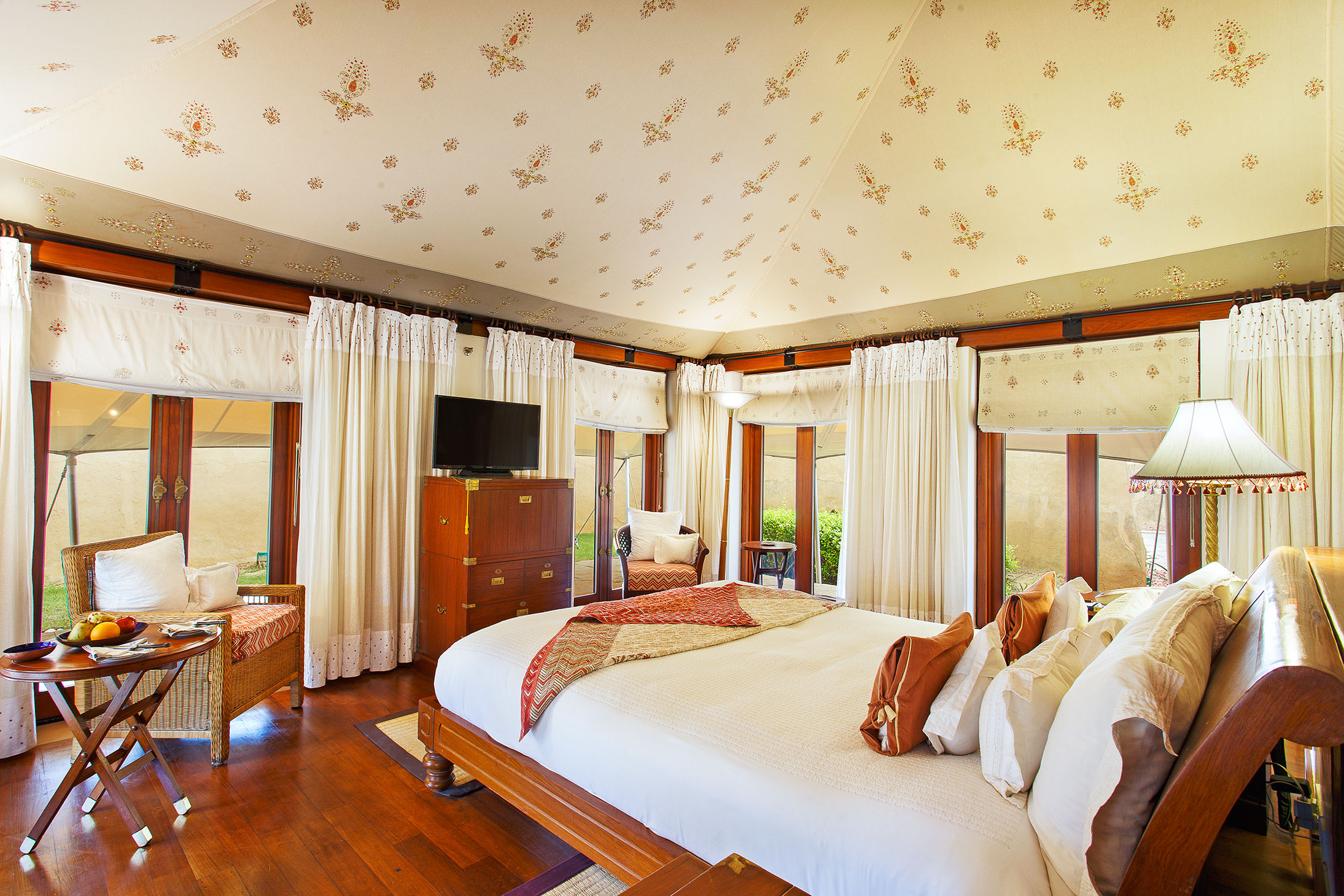TnlRoadTrips Oberoi Hotels