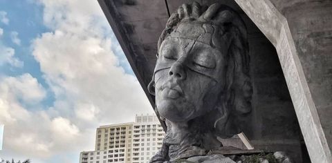 A Giant Sculpture At USA's Fort Lauderdale Is Making Heads Turn. Here's Why!