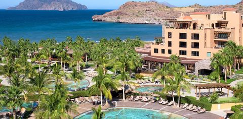 This Resort In Baja Mexico Has The Bluest Water You've Ever Seen