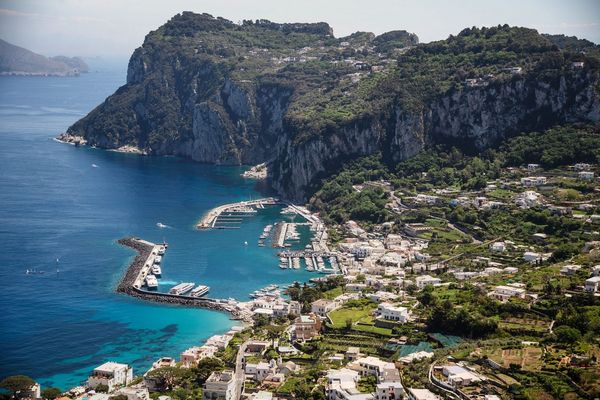 The Island Of Capri Is Ready To Welcome Tourists Back After Vaccinating 80% Residents