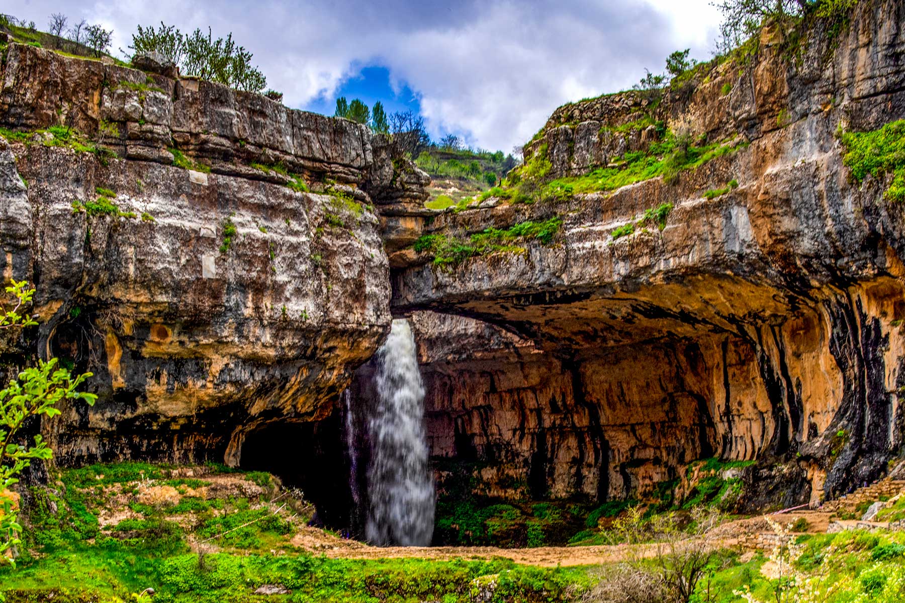 Waterfall Hikes