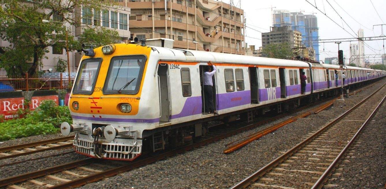 Mumbai Will Introduce QR-Coded Universal Travel Pass For Local Trains