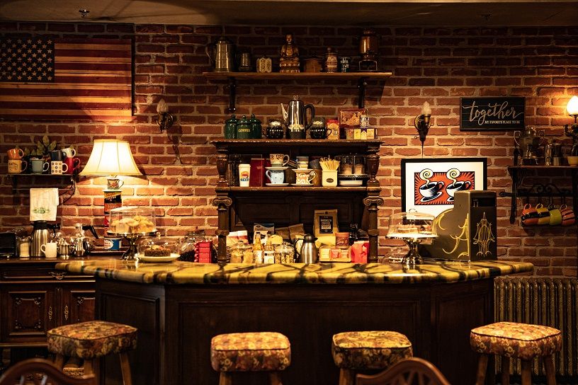 Friends Studio Tour