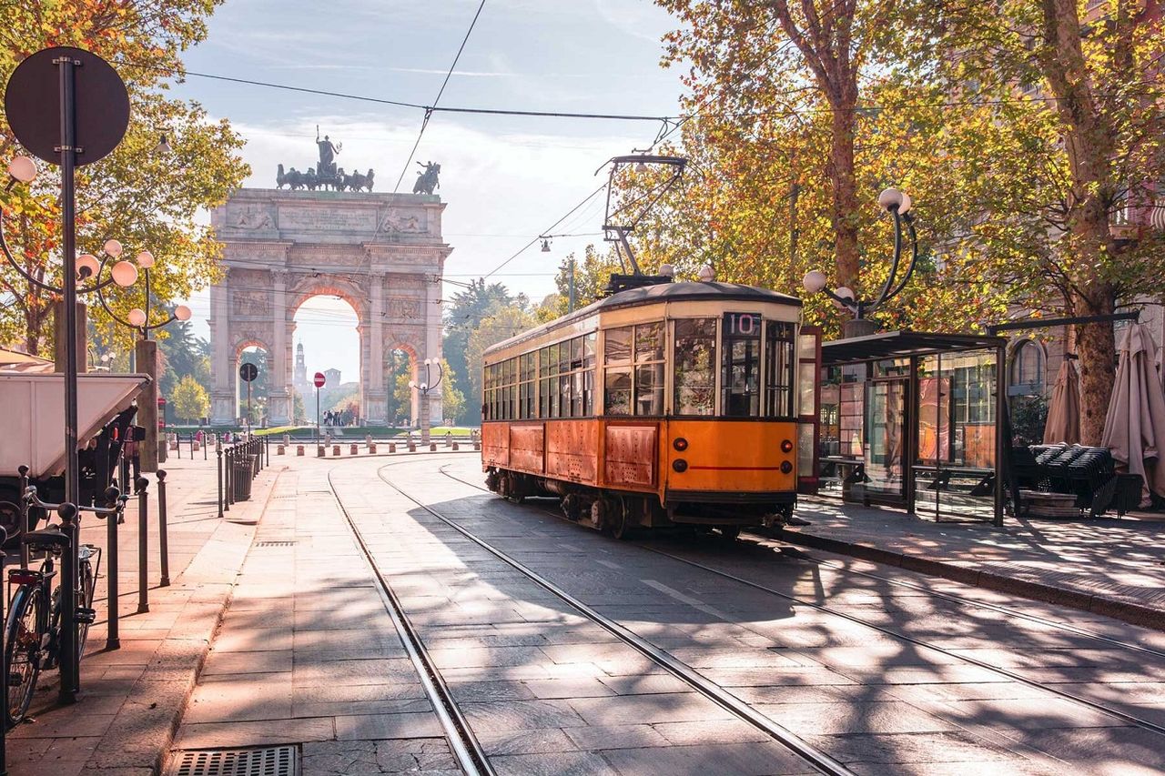 Milan Travel Guide: The Ultimate Vacation Guide, Curated Just For You