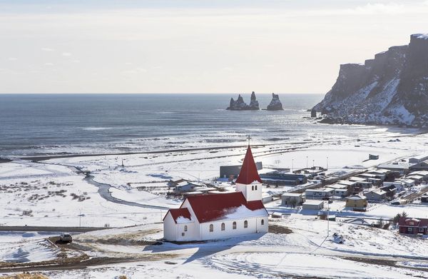 These Are The Best And Worst Times To Visit Iceland