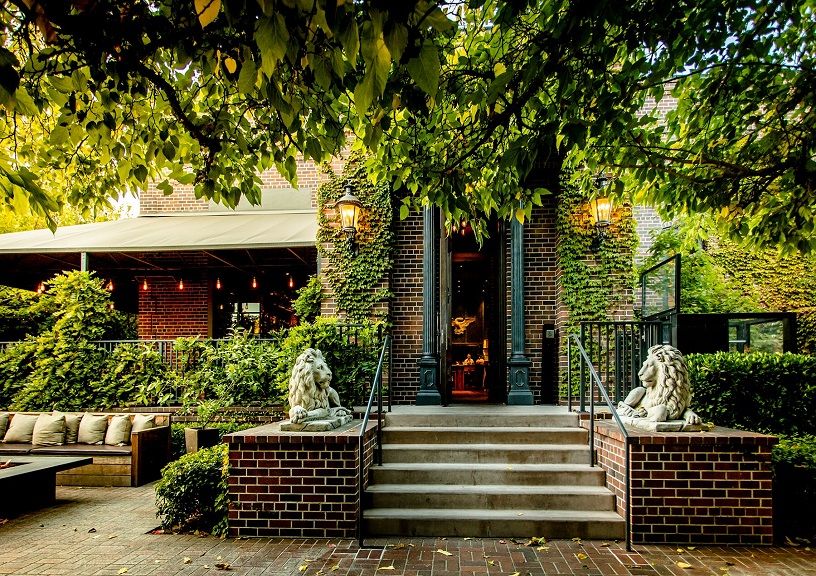The Charter Oak