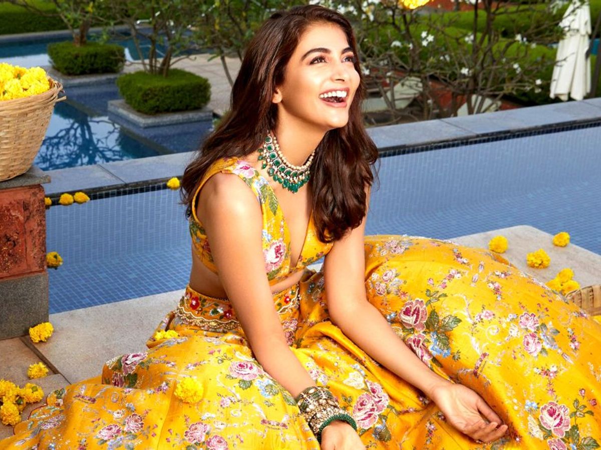 Here's What Our Cover Girl Pooja Hegde's Dream Wedding Looks Like!