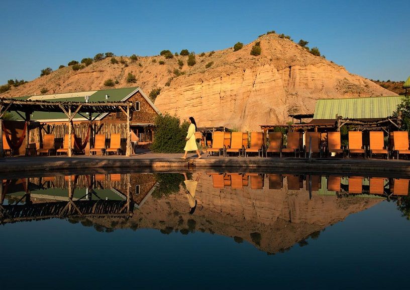 8 Best Hot Springs in Colorado With Stunning Mountain Views and Healing  Waters