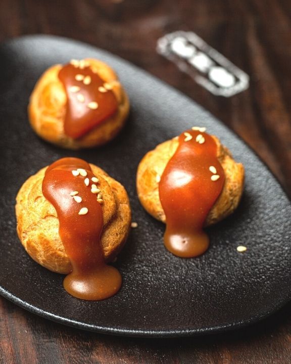 Choux with waterchestnut mousse