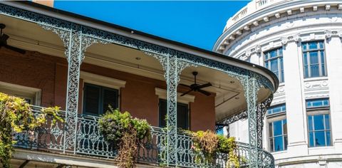 21 Best Things To Do In New Orleans' French Quarter — From Famous Cafes To Ghost Tours