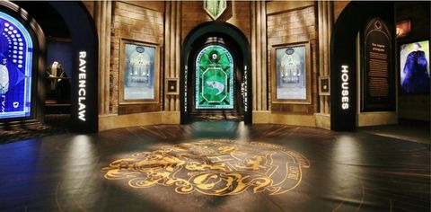 This Harry Potter Exhibit Sorts You Into A Hogwarts House And Mystifies Fans With Costumes, Magic, And More