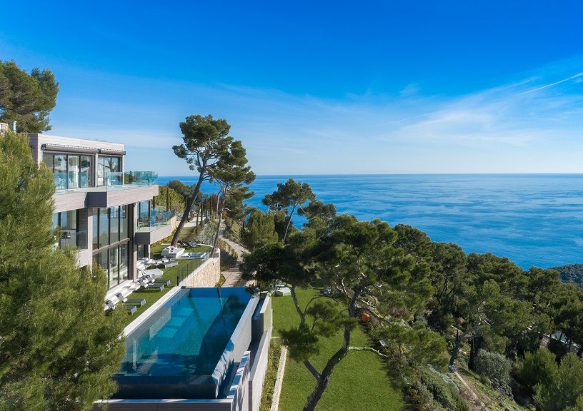 Villa on French Riviera