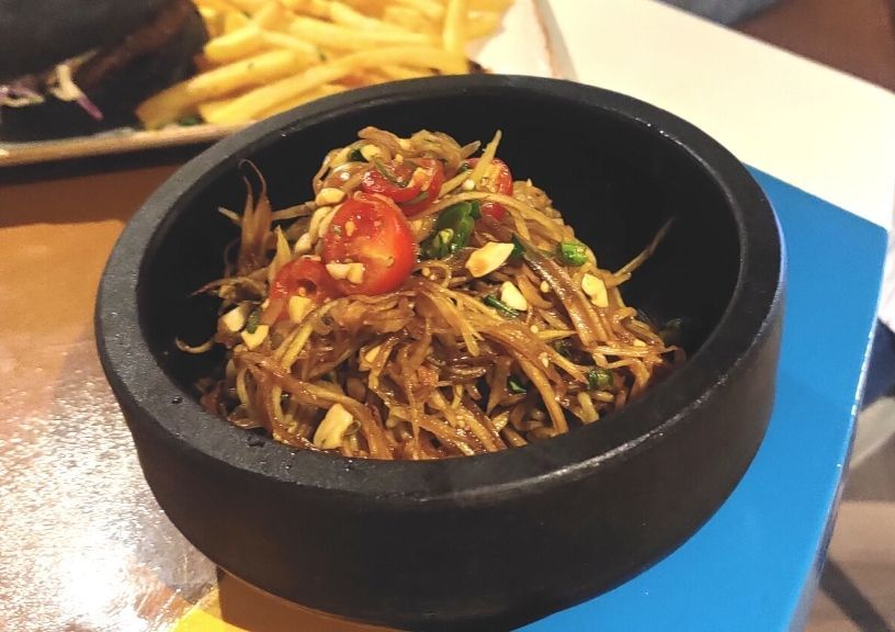 Crunchy Thai papaya Salad