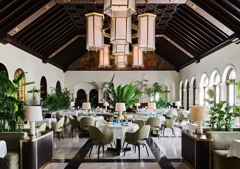 Four Seasons Hotel