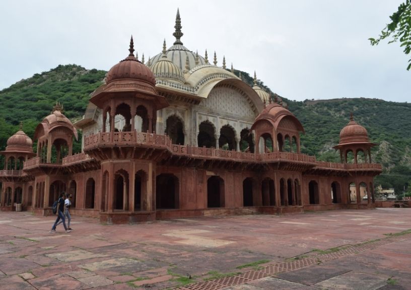 Moosi Maharani ki Chhatri