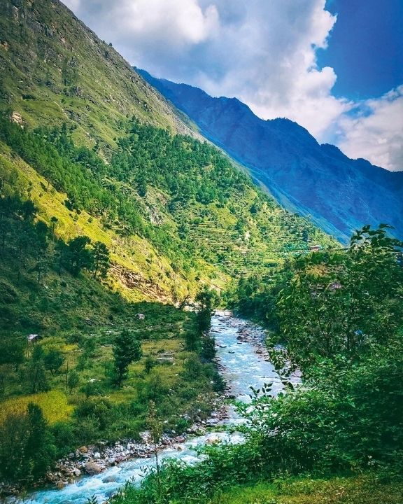 Villages Of Lush Green Tirthan Valley In Himachal Pradesh India Stock Photo  - Download Image Now - iStock