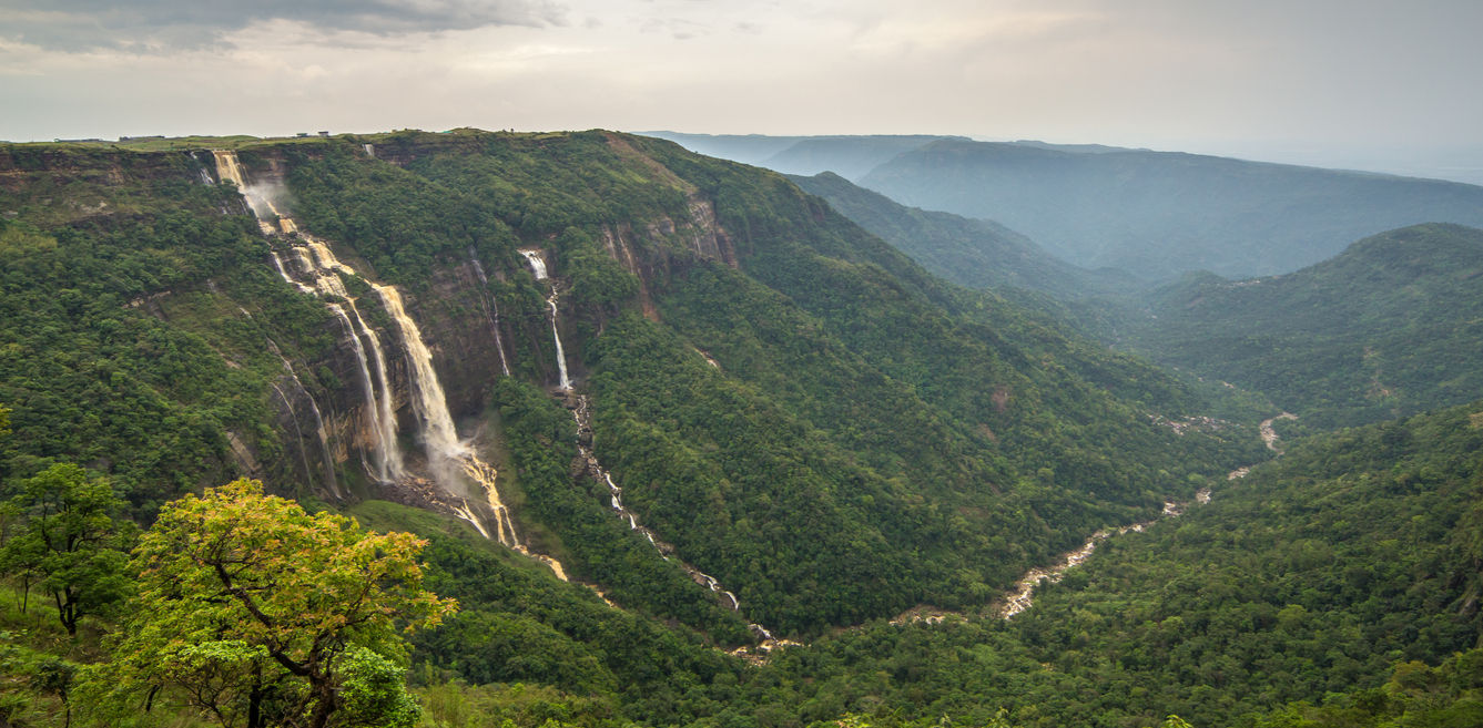 Cherrapunji waterfall hi-res stock photography and images - Alamy