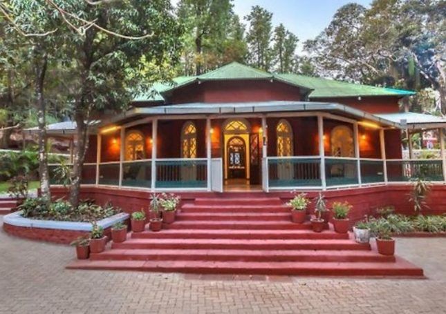 Saffron Stays Rockside Villa