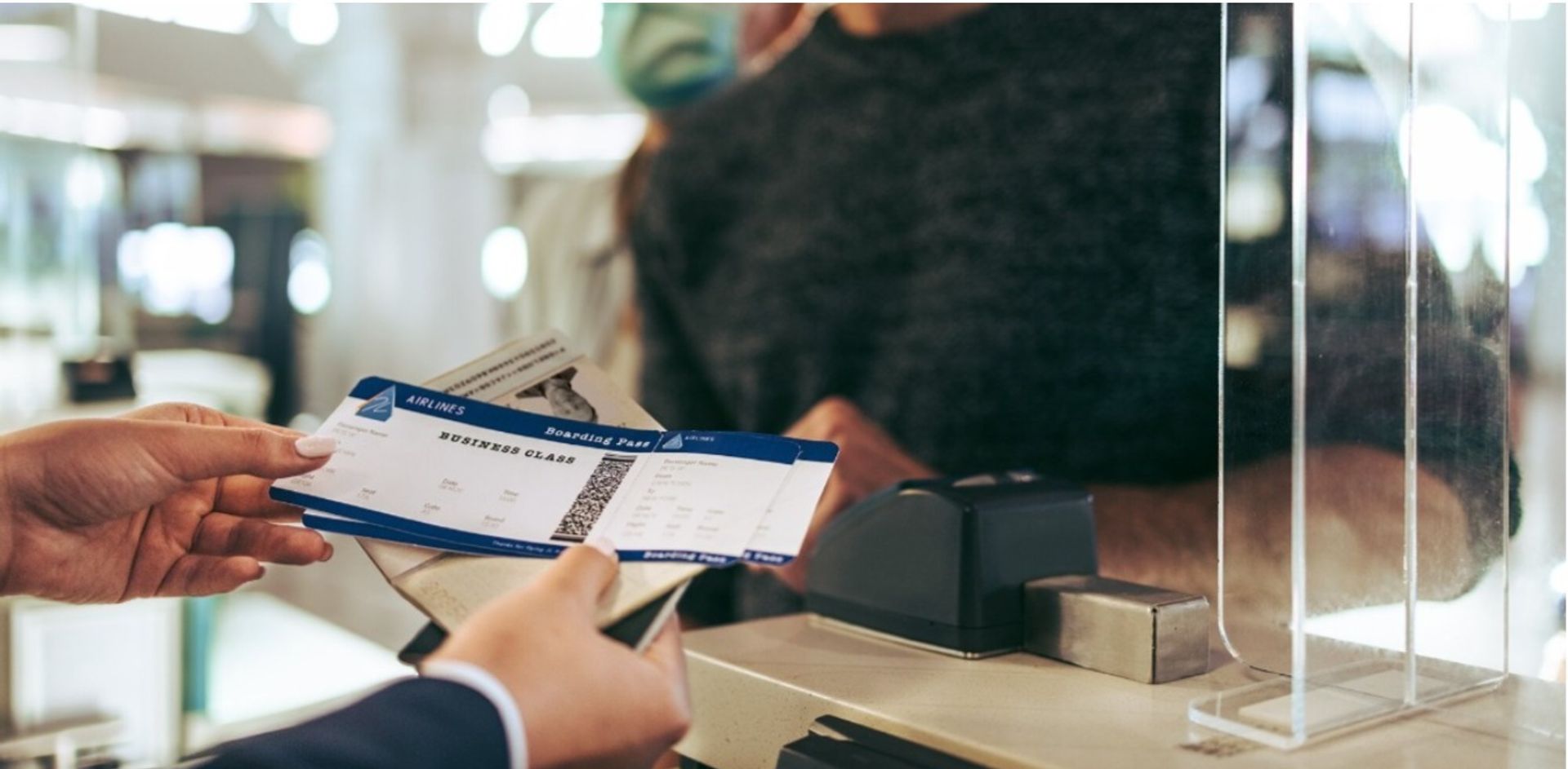 The Easiest Way To Get A Flight Upgrade, According To Flight Attendants