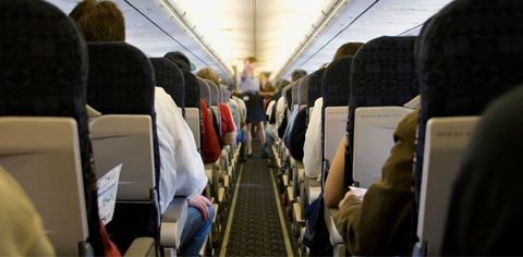This Is The Single Best Way To Defend Yourself Against Airplane Germs