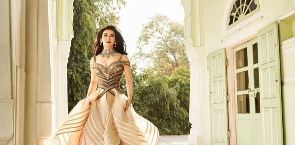 Learn The Art Of Travelling In Style From May Cover Star And A List Member, Shalini Passi