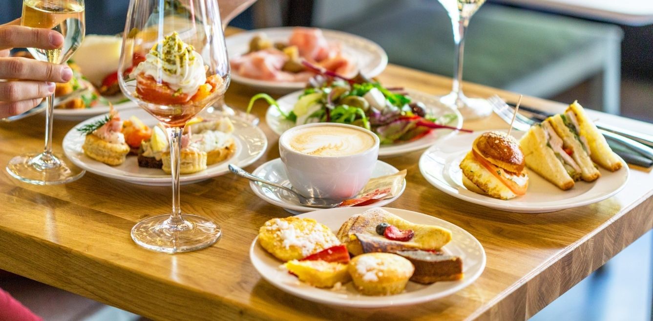12 Best Brunch Places In Delhi To Make Your Sunday Special