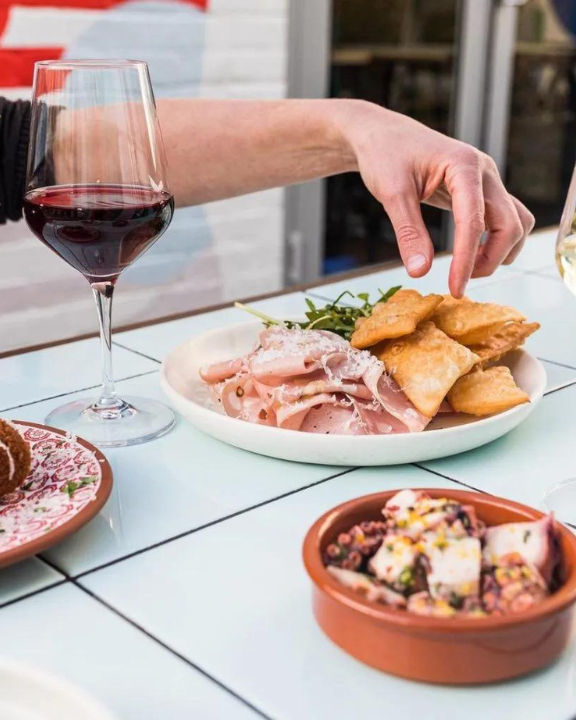 Where To Eat And Stay At Northbridge, Perth