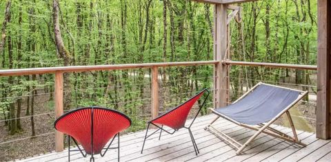 These Luxury Tree Houses In France's Loire Valley Have Hot Tubs, Outdoor Terraces, And Beautiful Forest Views