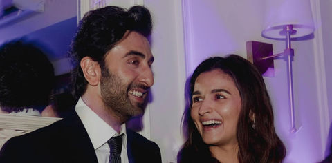 Planning A Grand Proposal? Take Cues From These Bollywood Celebrities!