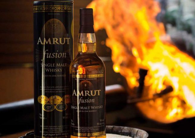 BEST WHISKY - Amrut Fusion Single Malt Whisky