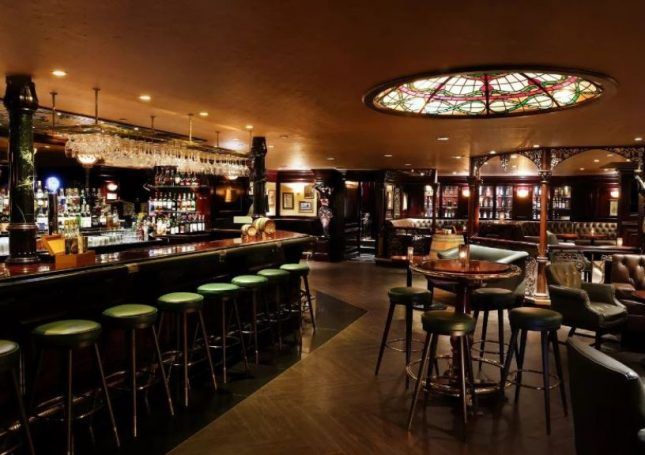 Tiffany’s New York Bar (Hong Kong)