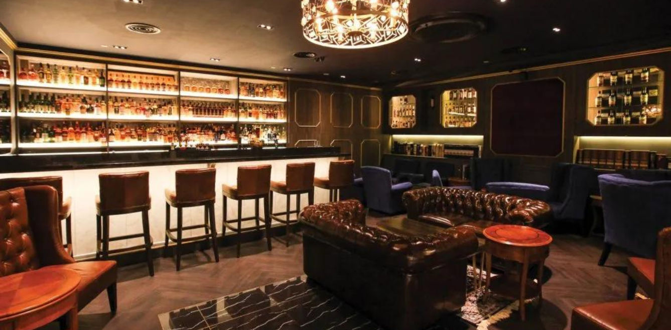 10 Best Whisky Bars In Asia For The True Scotch Aficionados