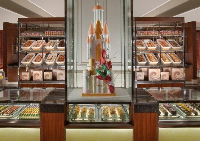BEST BAKERY - The Cake Shop, The Leela Palace Chennai